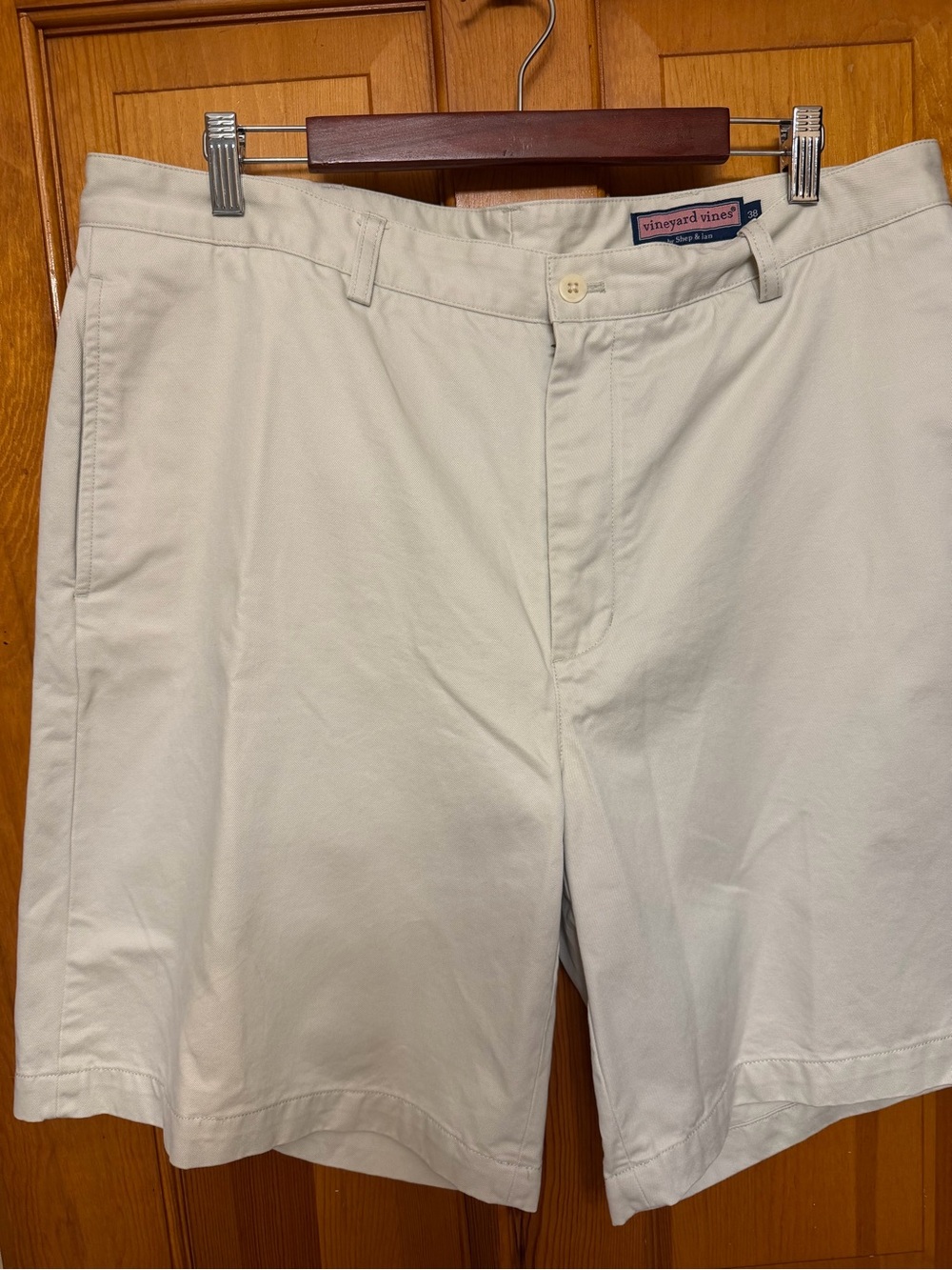 Vineyard Vines Men's Light Cream Flat Front Shorts